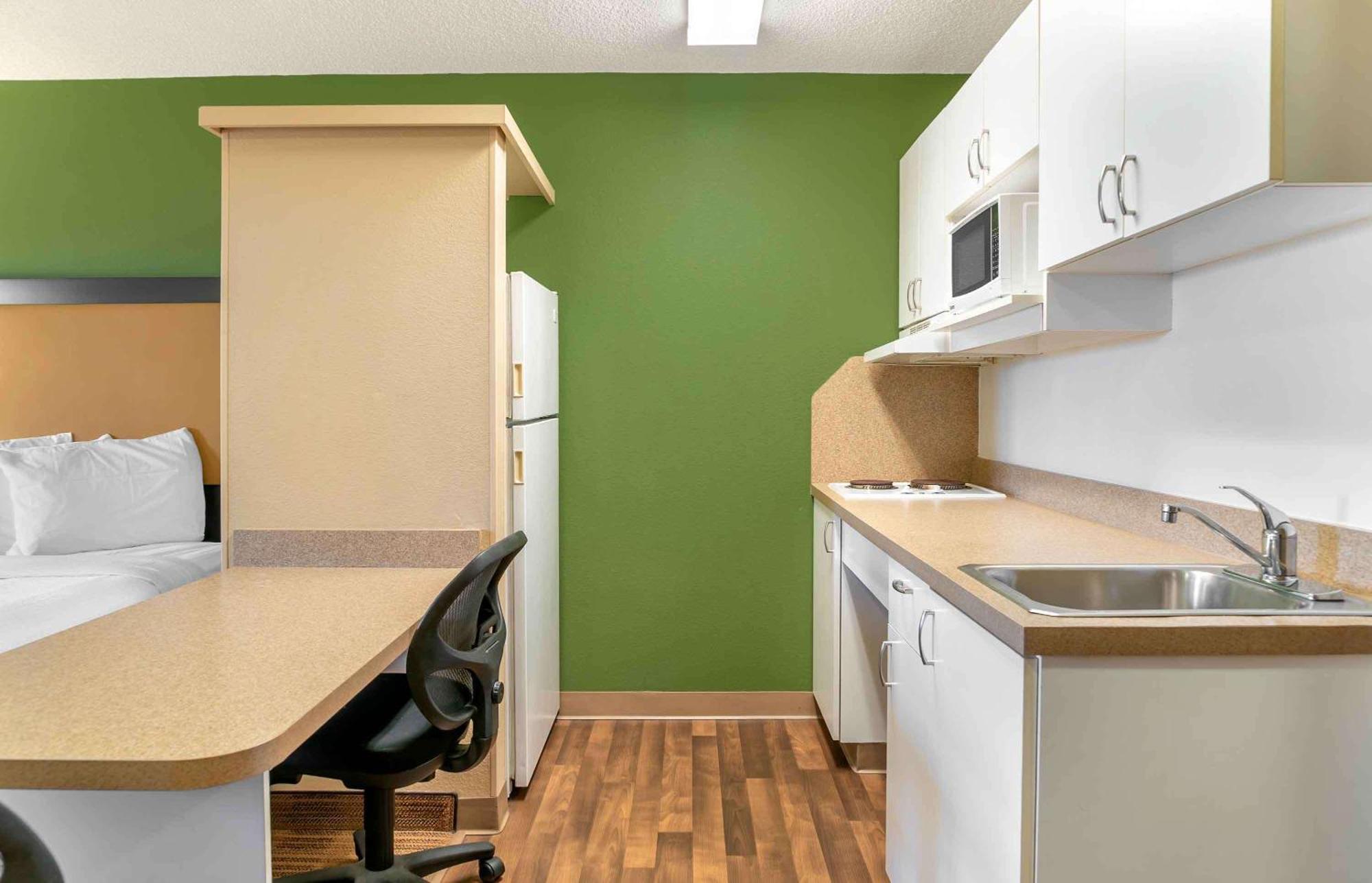 Extended Stay America Select Suites - Chicago - Naperville - West Eksteriør billede